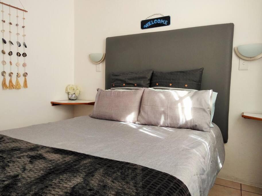 Agulhas Heights Self-Catering Cottages Buitenkant foto