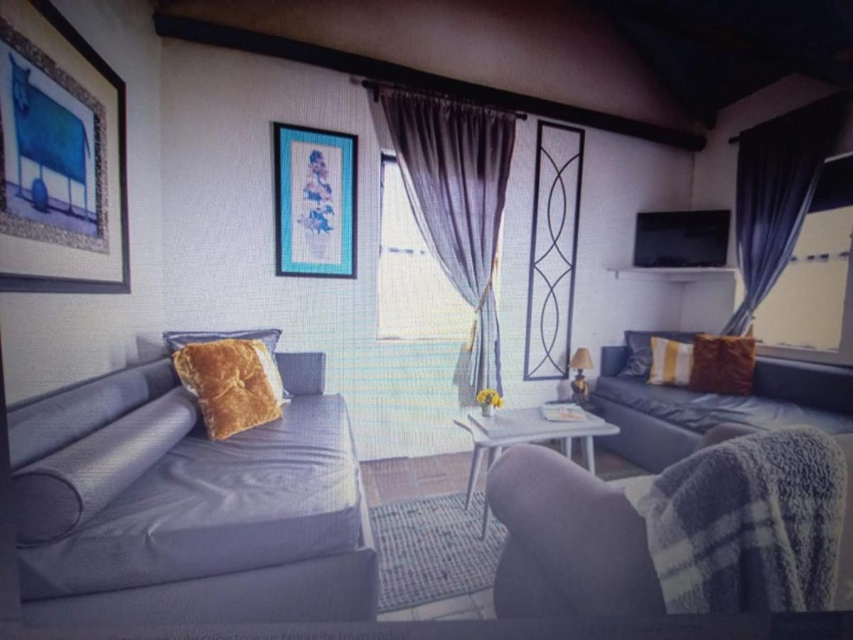 Agulhas Heights Self-Catering Cottages Buitenkant foto