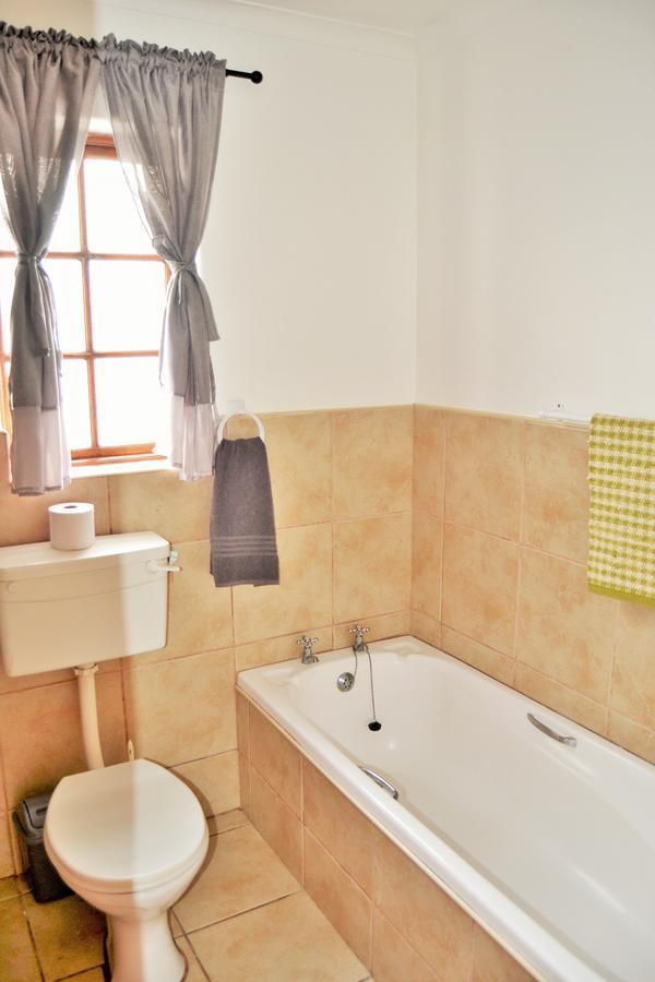 Agulhas Heights Self-Catering Cottages Buitenkant foto
